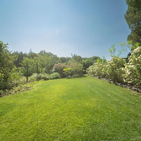 Вилла La Rosa By Interhome Монтелупо-Фьорентино