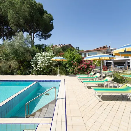 Вилла La Rosa By Interhome Монтелупо-Фьорентино